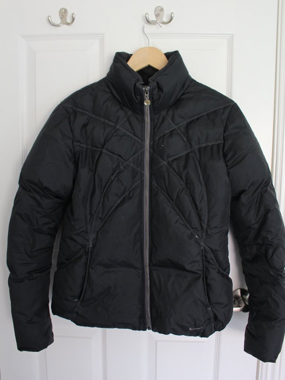 Nike Puffer Jacket Women's M